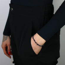 Carica l'immagine nel visualizzatore di Gallery, Bracciale unisex onice nero 4 mm lisci