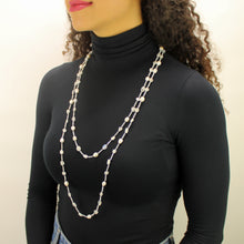 Carica l'immagine nel visualizzatore di Gallery, Collana lunga pietra di luna bianca, ematite, perle di fiume e cristalli