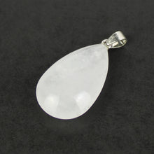 Carica l'immagine nel visualizzatore di Gallery, Ciondolo cristallo di rocca forma goccia