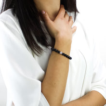 Carica l'immagine nel visualizzatore di Gallery, Bracciale unisex 8 mm Tormalina nera e argento 925