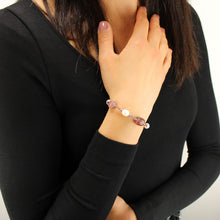 Carica l'immagine nel visualizzatore di Gallery, Bracciale donna burattate medie quarzo fragola, ematite, perle di fiume e cristalli