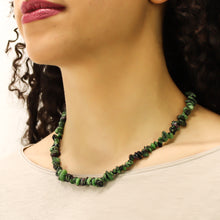Carica l'immagine nel visualizzatore di Gallery, Collana girocollo chips rubizoisite