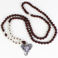 Carica l'immagine nel visualizzatore di Gallery, Mala legno di rosa, pietra di luna e labradorite