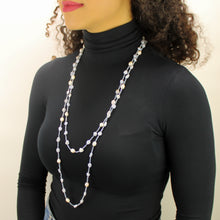 Carica l'immagine nel visualizzatore di Gallery, Collana lunga agata pizzo blu, ematite, perle di fiume e cristalli