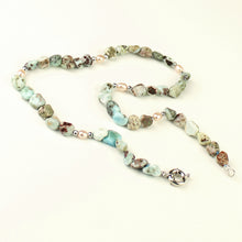 Carica l'immagine nel visualizzatore di Gallery, Girocollo larimar ematite e perle di fiume