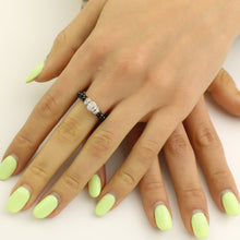 Carica l'immagine nel visualizzatore di Gallery, Anello onice nero e strass