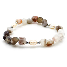 Carica l'immagine nel visualizzatore di Gallery, Bracciale donna burattatine agata botswana con ematite e perle di fiume
