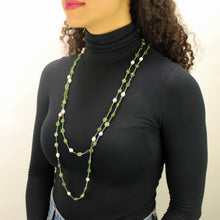 Carica l'immagine nel visualizzatore di Gallery, Collana lunga giada, ematite, perle di fiume e cristalli