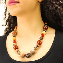 Carica l'immagine nel visualizzatore di Gallery, Girocollo quarzo fumè, diaspro rosso, corniola, calcite, agata