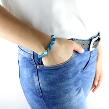 Carica l'immagine nel visualizzatore di Gallery, Bracciale unisex Agata blu 8 mm sfaccettati