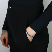 Carica l'immagine nel visualizzatore di Gallery, Bracciale unisex agata blu 4 mm lisci