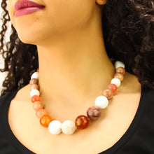 Carica l'immagine nel visualizzatore di Gallery, Girocollo pietra di luna, agata bianca, corniola