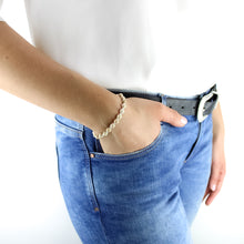 Carica l'immagine nel visualizzatore di Gallery, Bracciale unisex Pietra del fiume 6 mm lisci