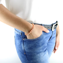 Carica l'immagine nel visualizzatore di Gallery, Bracciale unisex Pietra di luna rosa 6 mm lisci