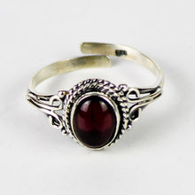 Carica l'immagine nel visualizzatore di Gallery, Anello granato e argento 925-2,5 gr