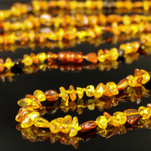 Carica l'immagine nel visualizzatore di Gallery, Collana lunga ambra taglio chips