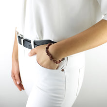 Carica l'immagine nel visualizzatore di Gallery, Bracciale donna chips rodonite