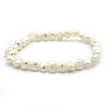 Carica l'immagine nel visualizzatore di Gallery, Perle di fiume, bianche, irregolari, 6 mm