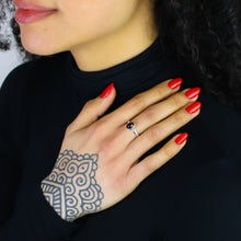 Carica l'immagine nel visualizzatore di Gallery, Anello granato e argento 925-3,5 gr