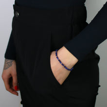 Carica l'immagine nel visualizzatore di Gallery, Bracciale unisex sodalite 4 mm lisci