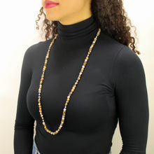 Carica l'immagine nel visualizzatore di Gallery, Collana media burattatine di agata indiana con ematite e perle di fiume