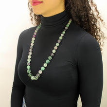 Carica l'immagine nel visualizzatore di Gallery, Collana media fluorite