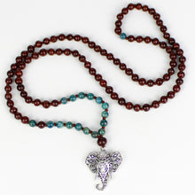 Carica l'immagine nel visualizzatore di Gallery, Mala legno di rosa, apatite e labradorite