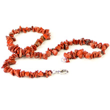 Carica l'immagine nel visualizzatore di Gallery, Collana girocollo chips diaspro rosso