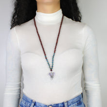 Carica l'immagine nel visualizzatore di Gallery, Mala legno di rosa, apatite e labradorite