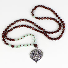 Carica l'immagine nel visualizzatore di Gallery, Mala legno di rosa e giada