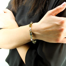 Carica l'immagine nel visualizzatore di Gallery, Bracciale donna burattate medie labradorite, ematite e perle di fiume