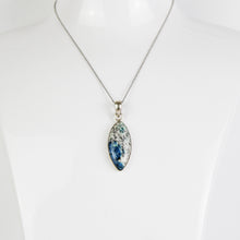 Carica l'immagine nel visualizzatore di Gallery, Ciondolo k2 e argento 925-7 gr