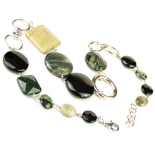 Carica l'immagine nel visualizzatore di Gallery, Girocollo onice nero, diaspro kambaba ed agata salvia con inserti in metallo