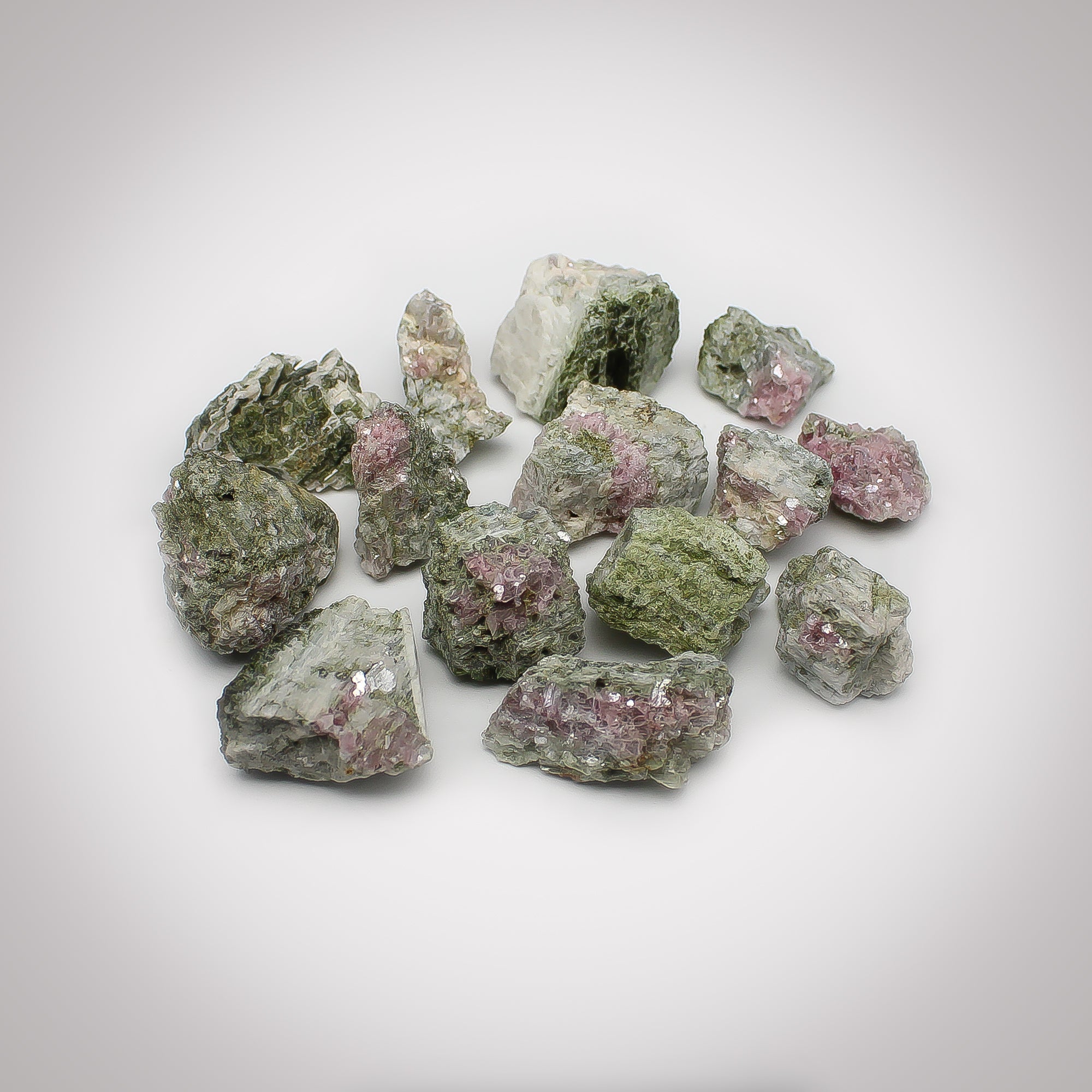 Multi Tormalina, 56 Pezzi Di Multi Tormalina Naturale A Forma Di Tubo Grezzo Da 4 A 12,5 Mm, Pietra Preziosa Di Tormalina Da 28,50 Carati - Italia - Foto 3