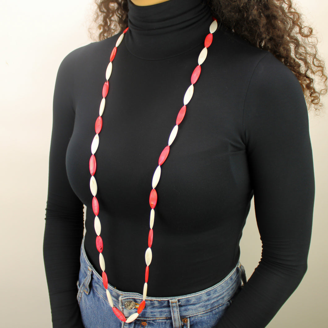 Collana lunga madreperla vari colori, bianco naturale e rosso