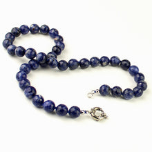 Carica l&#39;immagine nel visualizzatore di Gallery, Collana girocollo sodalite 10 mm sfaccettati
