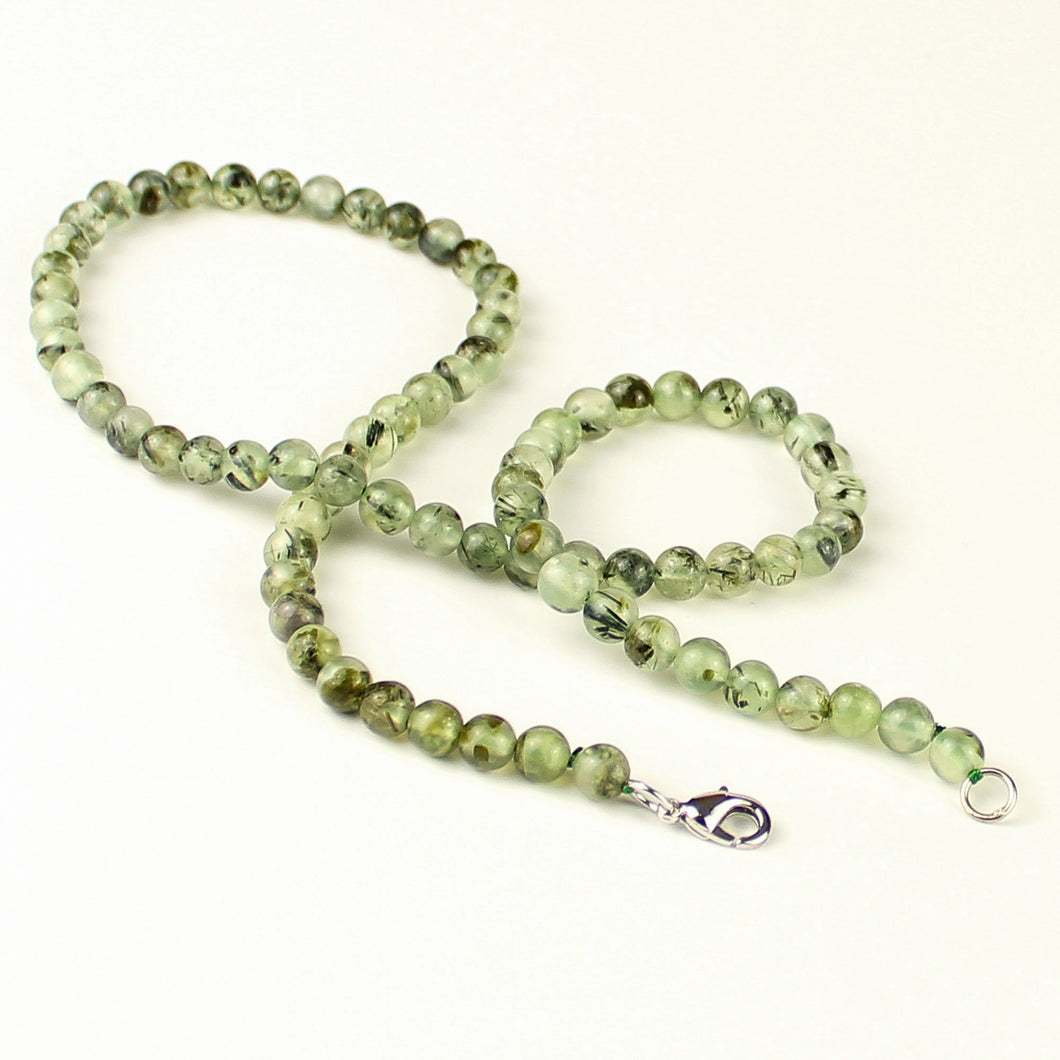 Collana girocollo prehnite 6 mm lisci