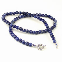 Carica l&#39;immagine nel visualizzatore di Gallery, Collana girocollo sodalite 6 mm sfaccettati
